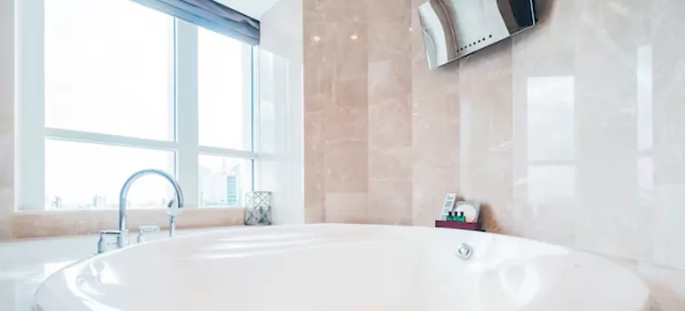 Bathroom Window Coverings in Aurora, ON