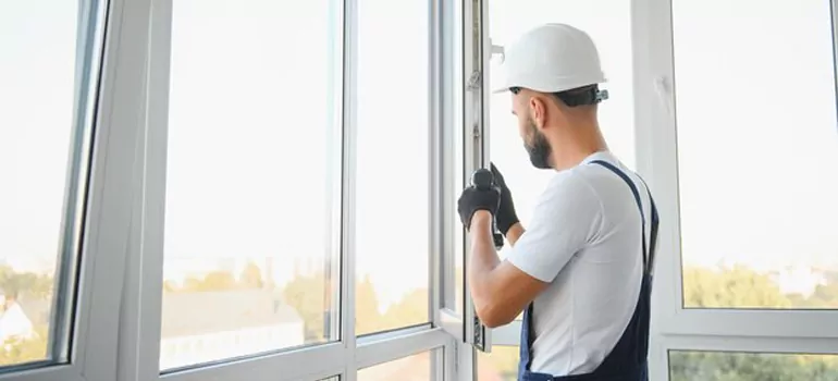 Custom Lever Windows Installation in Aurora, Ontario